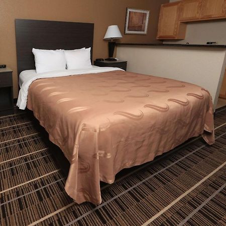 Quality Inn Dfw Airport North - Irving Kültér fotó