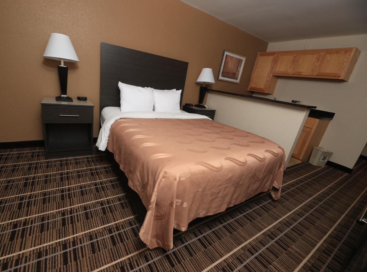 Quality Inn Dfw Airport North - Irving Kültér fotó
