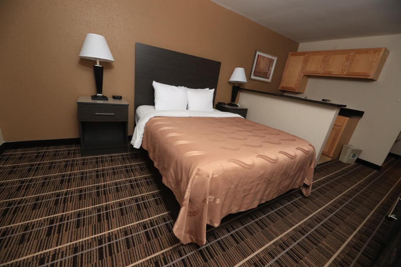Quality Inn Dfw Airport North - Irving Kültér fotó