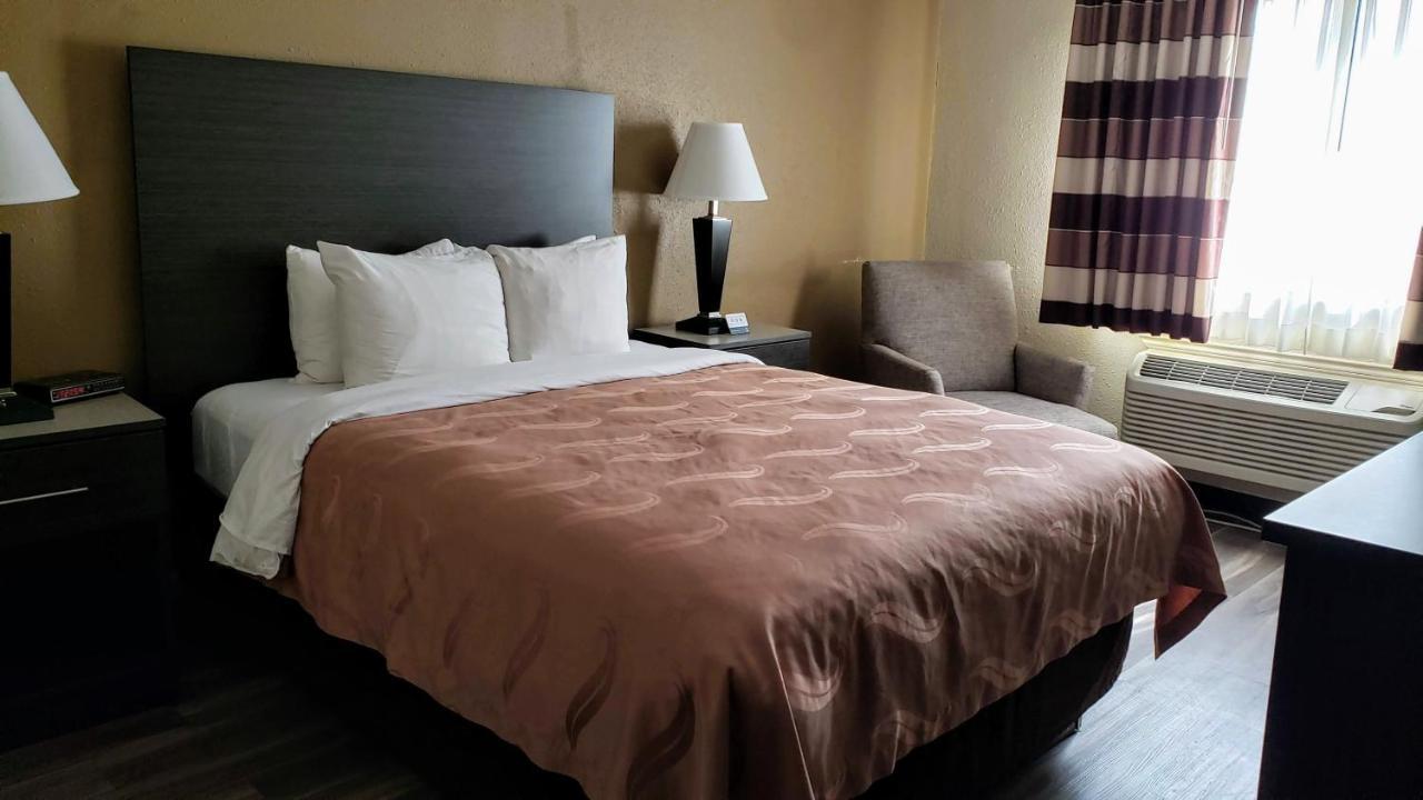 Quality Inn Dfw Airport North - Irving Kültér fotó